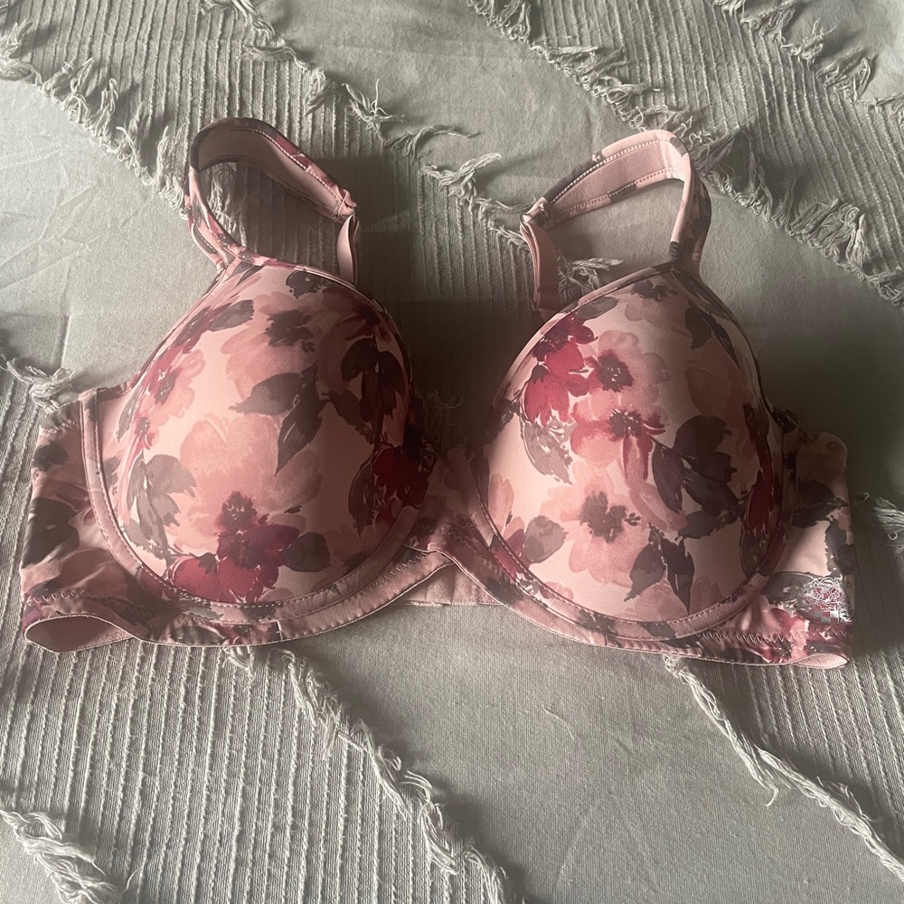 Bra. Pink and Red Floral Underwire Bra